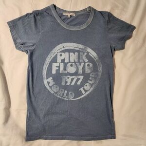 Women's Medium Junk Food Pink Floyd 1977 World Tour Light Blue Faded Band Shirt